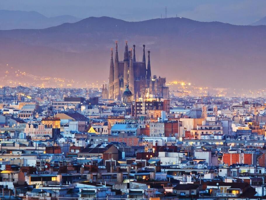 ¡Apartamento En El Centro De Barcelona! Exterior foto